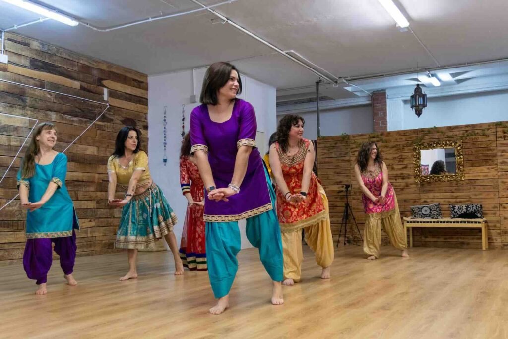 clase de danza bollywood en olesa de motserrat barcelona